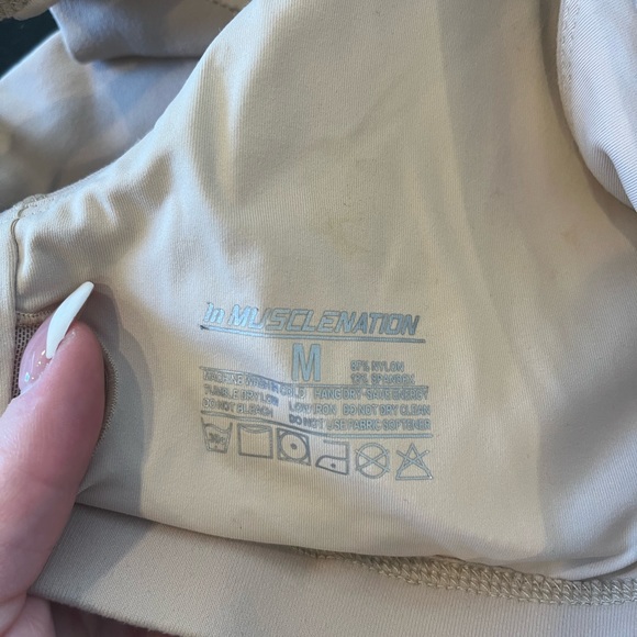 Sports bra - Picture 3 of 3